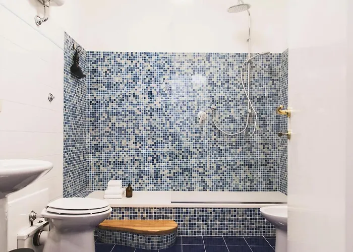Apartment Trasteverehome - Charming Santa Cecilia Balcony Rom
