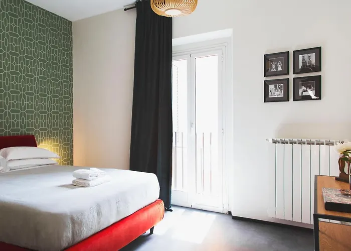 Apartment Trasteverehome - Charming Santa Cecilia Balcony Rom